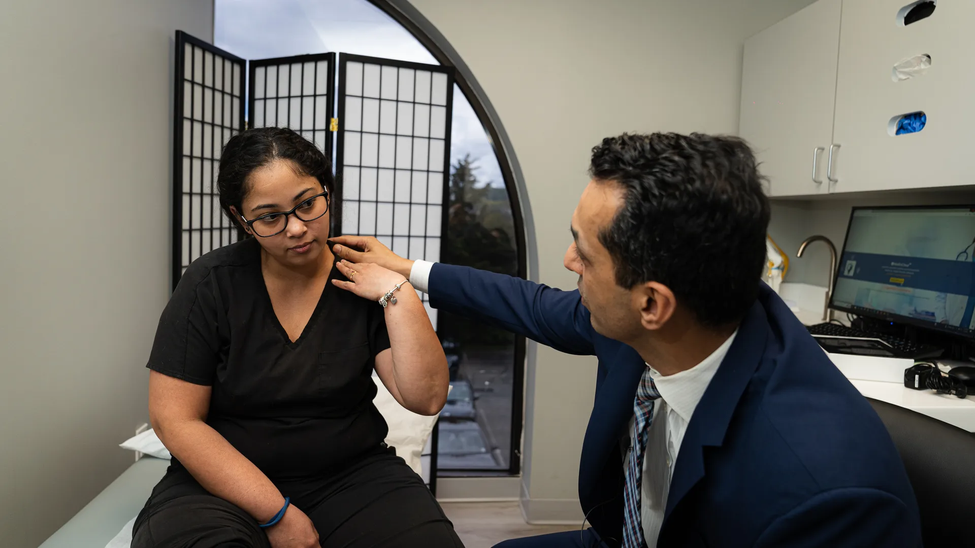 Pinched Nerve Treatment in NJ & NY