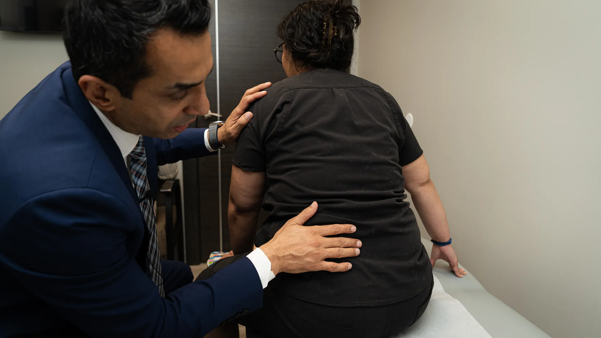 Advanced treatment procedure at Metro Pain Centers